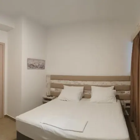 Apartment Ola Kala And